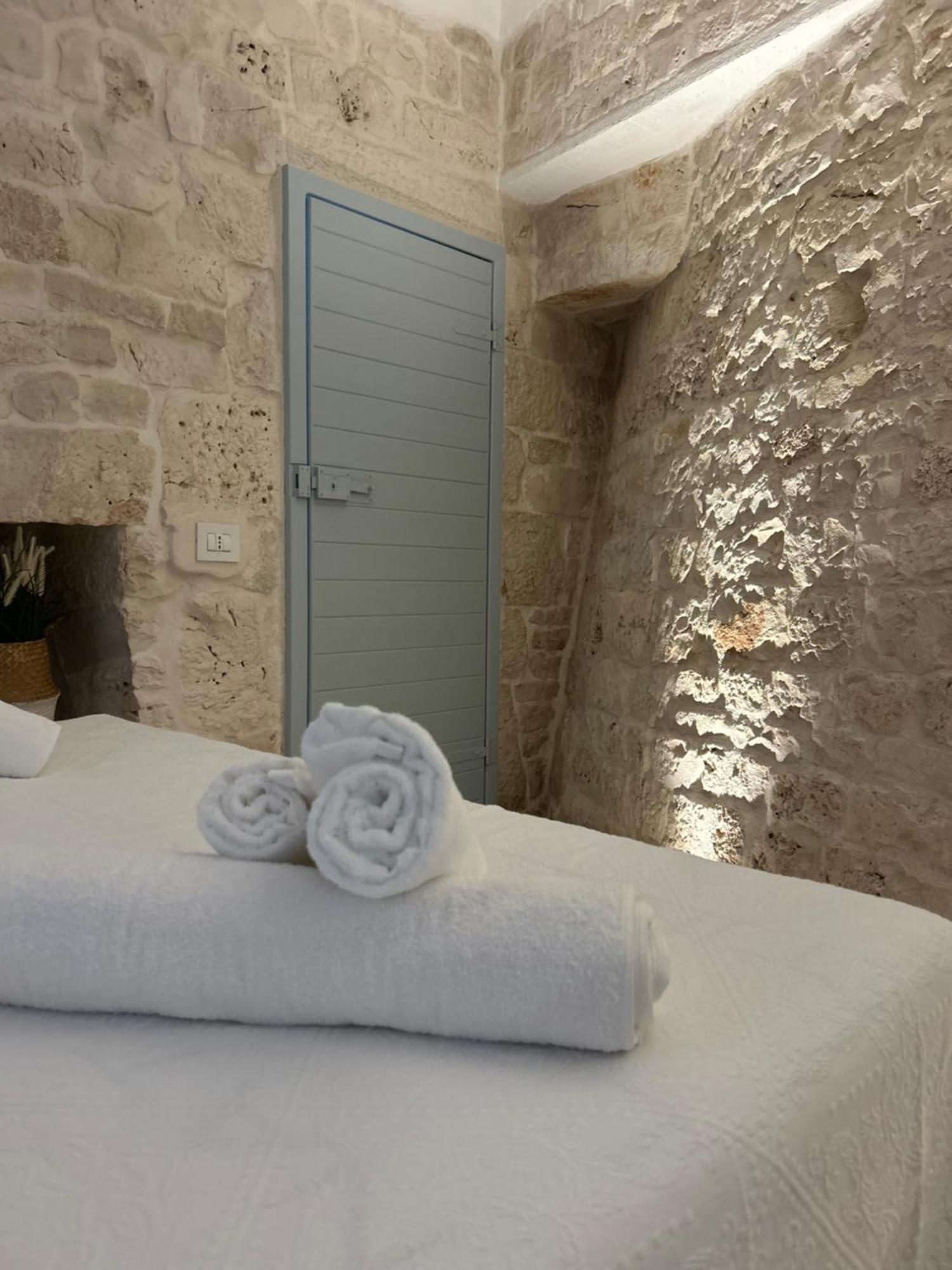 Trulli In Contrada - Monopoli Guest House Exterior foto