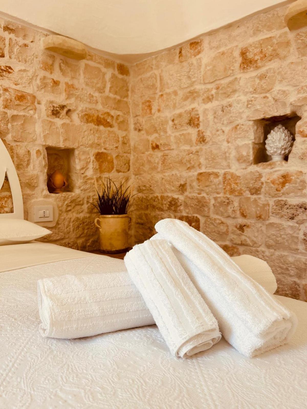 Trulli In Contrada - Monopoli Guest House Exterior foto